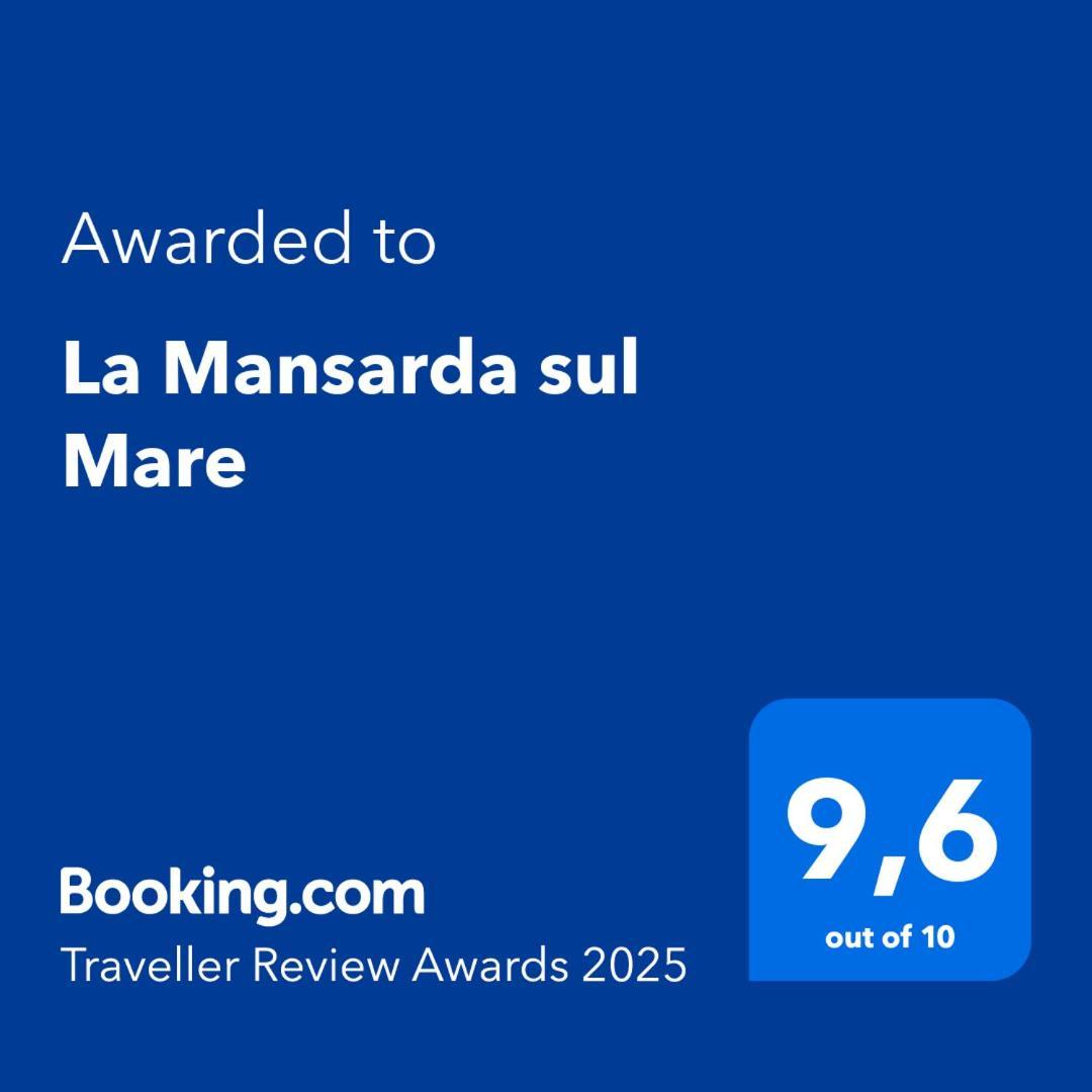 Апартаменты La Mansarda Sul Mare Монтесильвано Экстерьер фото